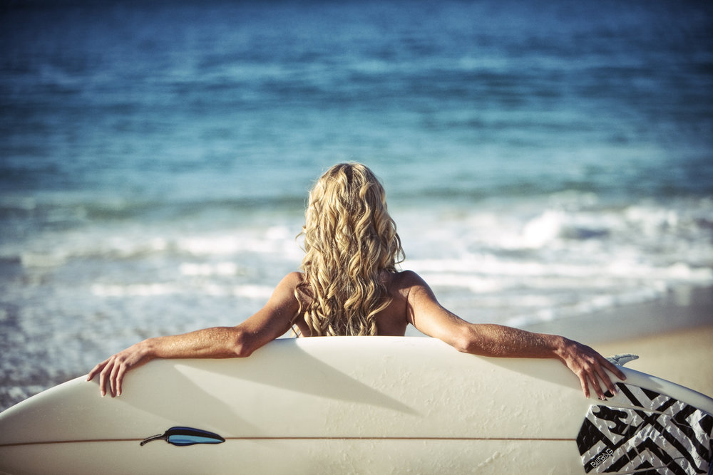[•] Surfer Girl.